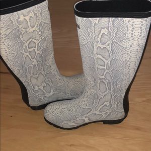 Bearpaw Boots